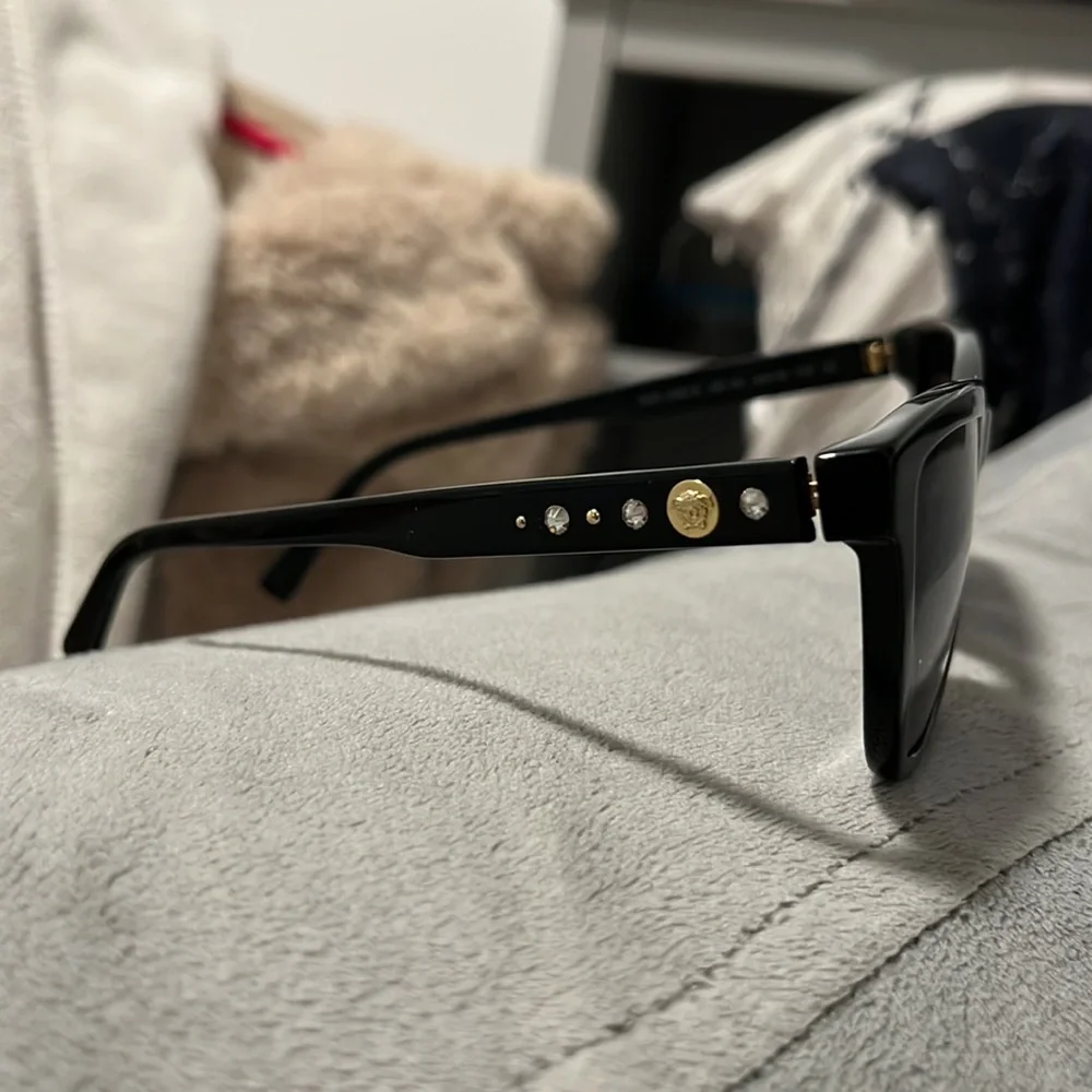 Versace Sunglasses - Picture 7 of 12